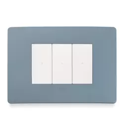 Placca Vimar color avio con finitura elegante e contemporanea